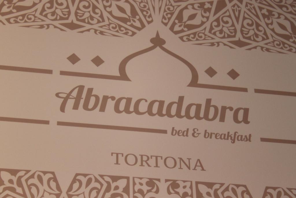 Abracadabra Tortona Acomodação com café da manhã Milão Exterior foto